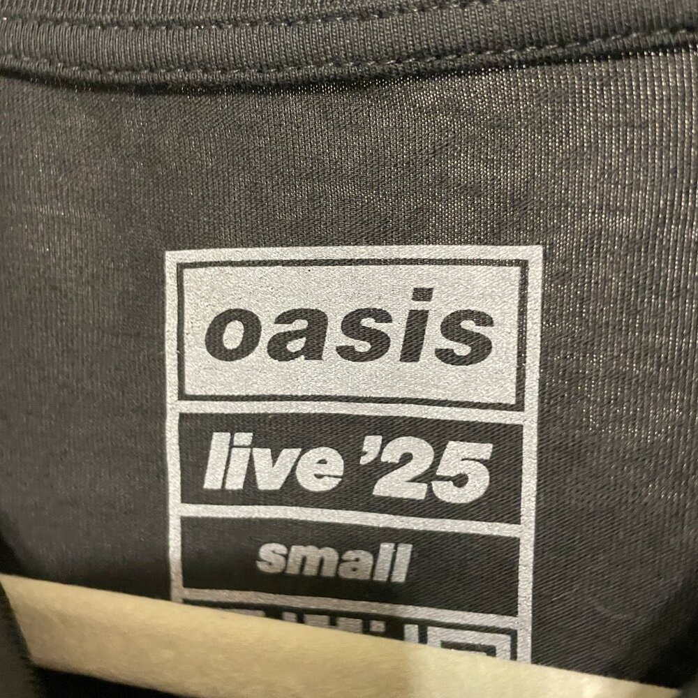 Oasis Live 25 Shirt - Picture 2 of 5